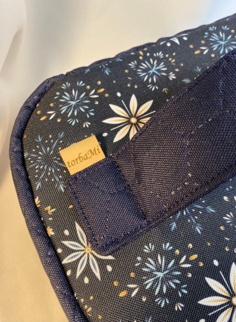 Kosmetyczka gwiazdki i błękit rozmiar M