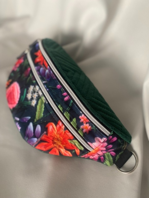 Nerka Luna z weluru w kwiaty rozmiar M