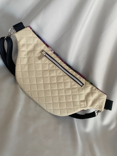 Nerka Luna z tkanin wodoodpornych hortensje i wanilia rozmiar L