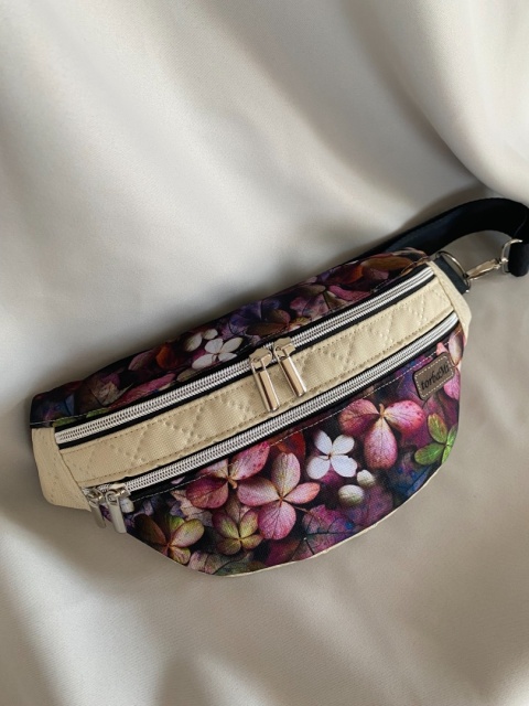 Nerka Luna z tkanin wodoodpornych hortensje i wanilia rozmiar M