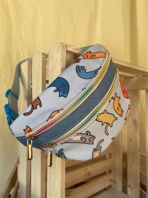 Nerka z tkanin wodoodpornych Kotki niebieskie