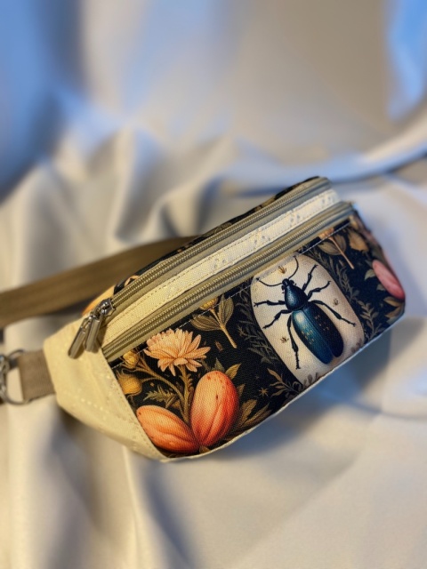 Nerka z tkanin wodoodpornych Żuczki i wanilia rozmiar M