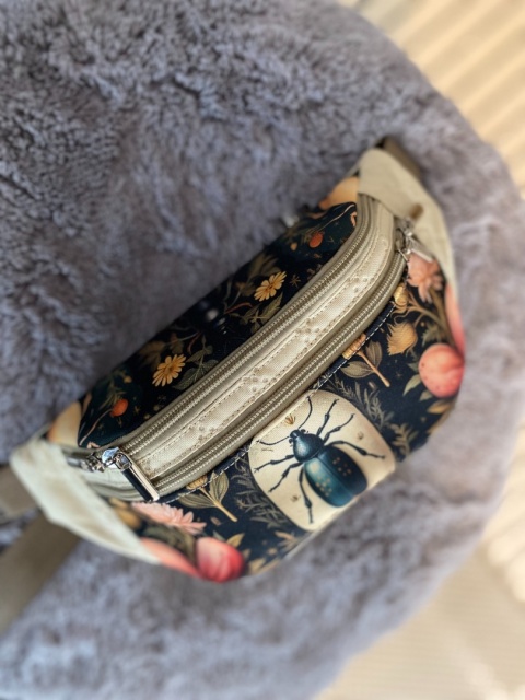 Nerka z tkanin wodoodpornych Żuczki i wanilia rozmiar M