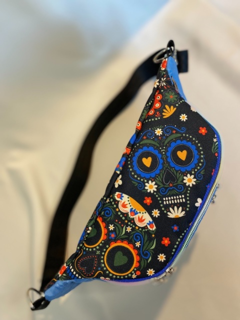 Nerka Jade z tkanin wodoodpornych czaszki i błękit rozmiar L