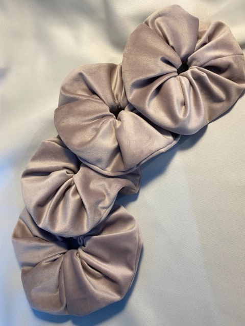 Scrunchie za 1 grosz do każdego zamówienia!