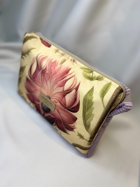 Kosmetyczka z weluru