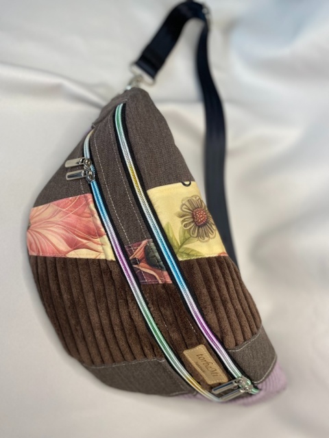 Nerka Luna z tkanin tapicerskich rozmiar L