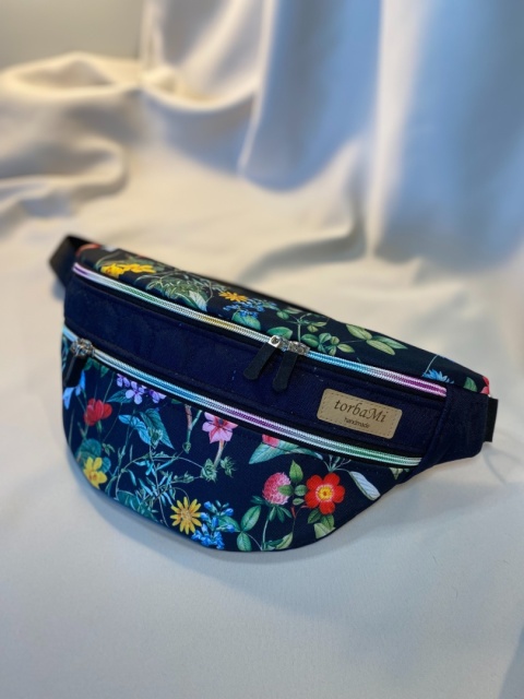 Nerka Luna z tkanin wodoodpornych kwiaty i granat rozmiar L