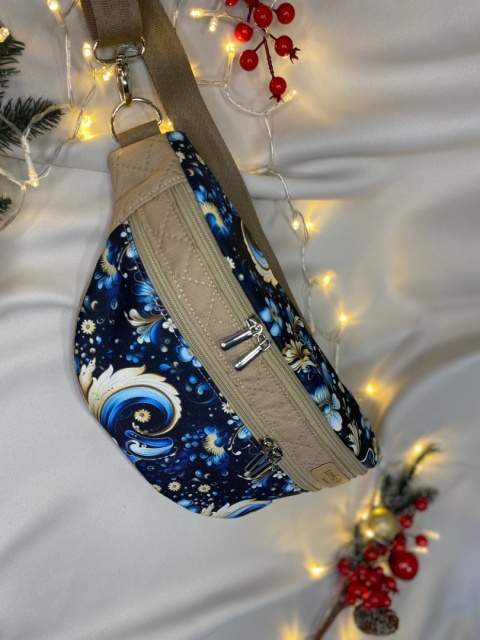 Nerka Luna z tkanin wodoodpornych zimowe wzory i karmel rozmiar L