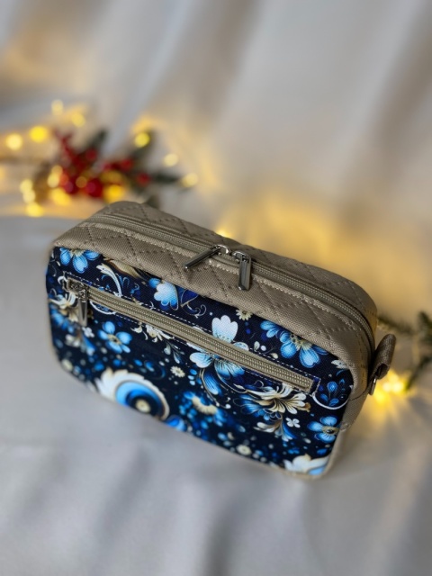 Torebka Tala z tkanin wodoodpornych Zimowe kwiaty